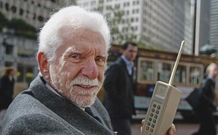 Founder of mobile phones Martin Cooper