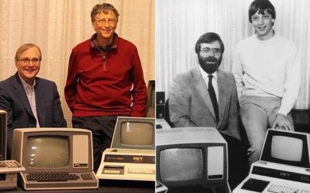 Founder of Microsoft Bill Gates and Paul Allen