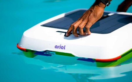 Solar Powered Robot Ariel Simplified Cleaning