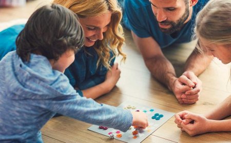 Family picnic at home? Bet on board games!