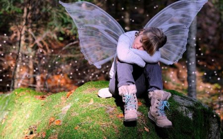 Why children live in a fantasy world?