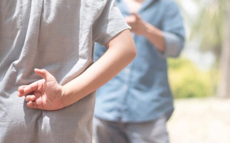 Telling child what to do if they feel danger