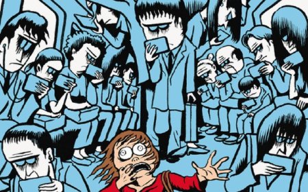 Smartphone zombies: when you are walking down the street, you use your phone