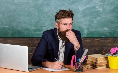 Where and how to earn extra money for a teacher: interesting ideas and resources