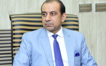 Government should close schools on friday instead of monday