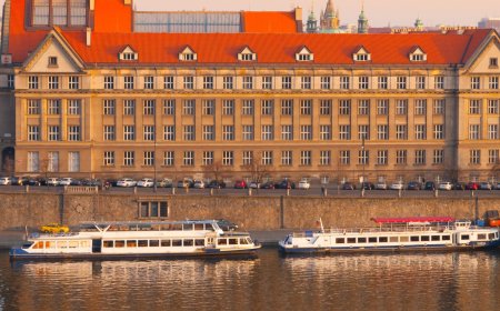 What is the school system in the Czech Republic like?