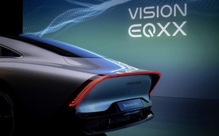 Mercedes's solar concept car travels more than 1,000 kilometers on a single charge