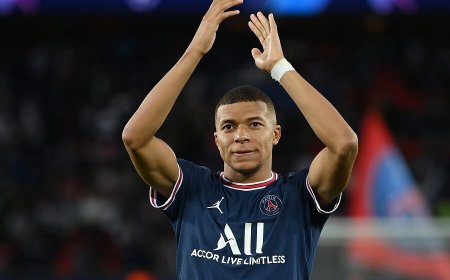 Reinforcement (positive and negative) in sports