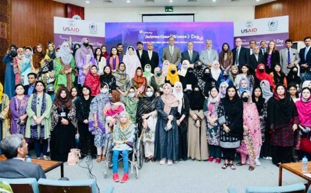 Scholarships for Pakistani students