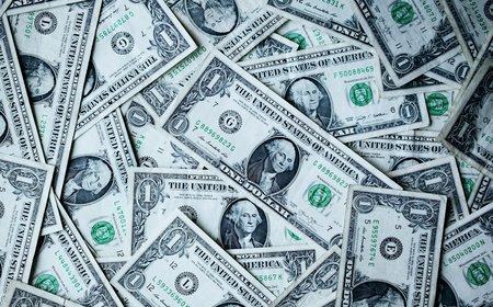 Central Bank Balance Sheet Policies: Quantitative Easing vs. Quantitative Tightening