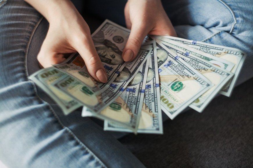The Small Business Loan Guide: SBA 7(a), Term Loans, APRs, and Debt Service Coverage